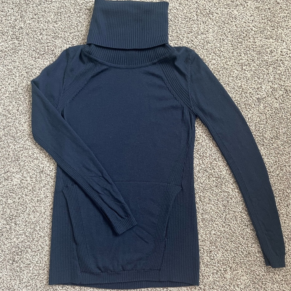 Lululemon Merino Wool Turtleneck